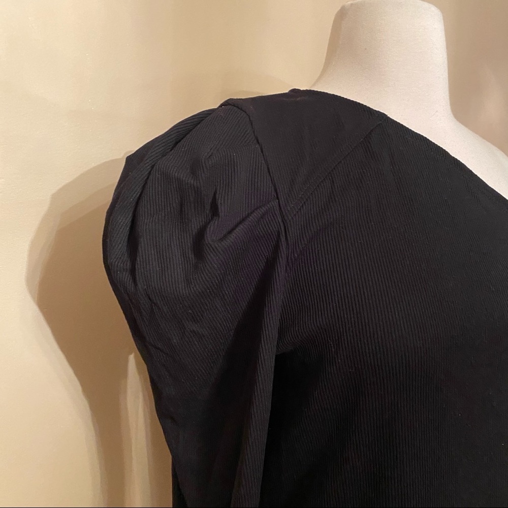 NWT Womens Black One Shoulder Puffy Sleeve Shirt - Picture 2 of 6